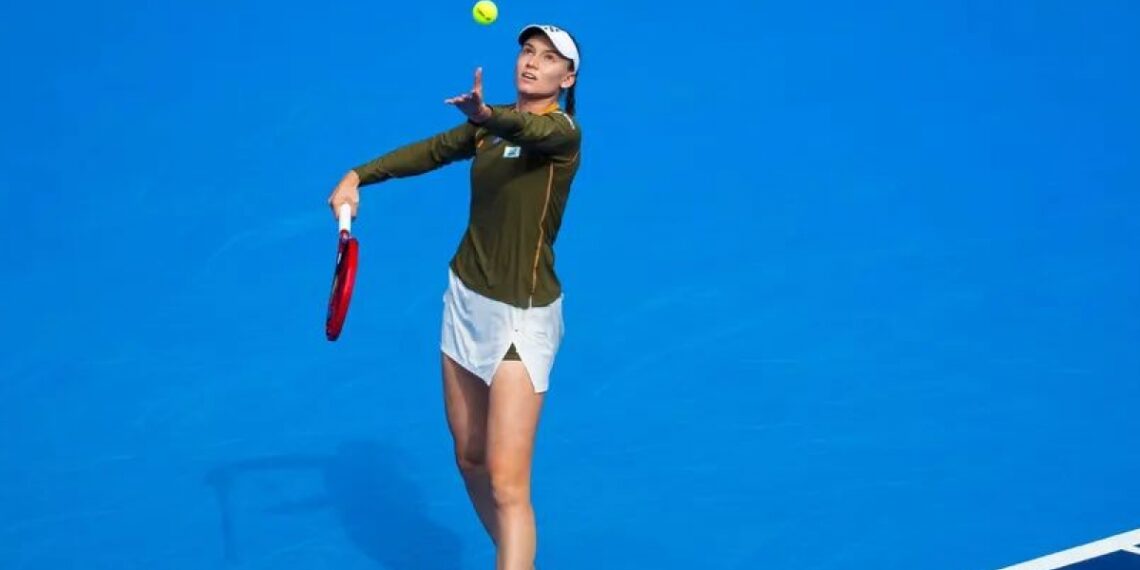Теннисистка Елена Рыбакина успешно стартовала на Итоговом турнире WTA в Эр-Рияде