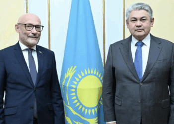 Глава МИД Казахстана провел встречу с послом Эстонии