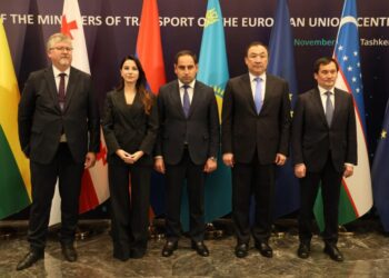 В Ташкенте прошел Форум инвесторов по Транскаспийскому транспортному коридору и связанности