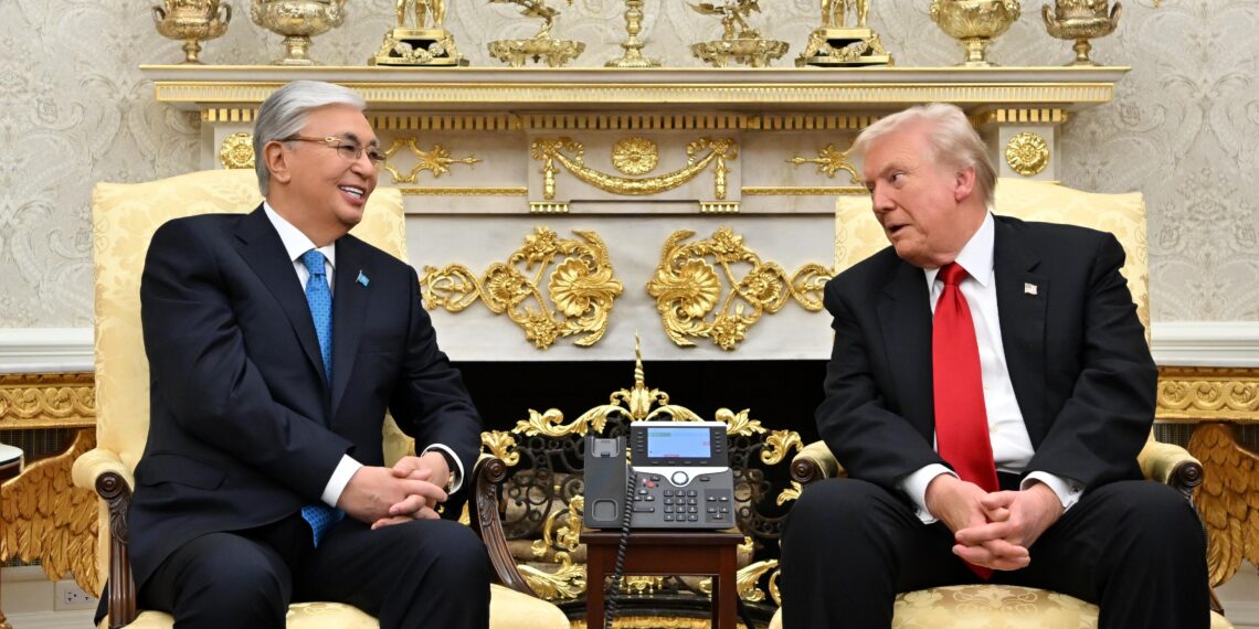 Глава государства провел в Вашингтоне переговоры с президентом США