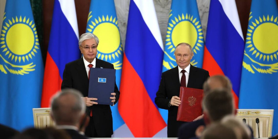 От стратегического партнерства к союзничеству: Казахстан и Россия подписали историческую декларацию
