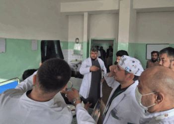 Казахстанские врачи принимают участие в гуманитарной миссии в Афганистане