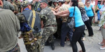 Западные СМИ предпочитают игнорировать насильственную мобилизацию на Украине — Responsible Statecraft