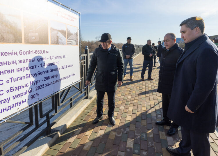 Олжас Бектенов проверил в Уральске исполнение поручений президента по благоустройству