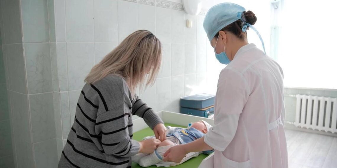 В поликлиниках Казахстана открыто 660 отделений неотложной помощи