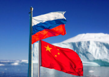 Москва и Пекин намерены укреплять двустороннее сотрудничество в Арктике