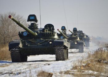 В Минобороны предупредили о предстоящем приведении в высшие степени готовности всех подразделений ВС