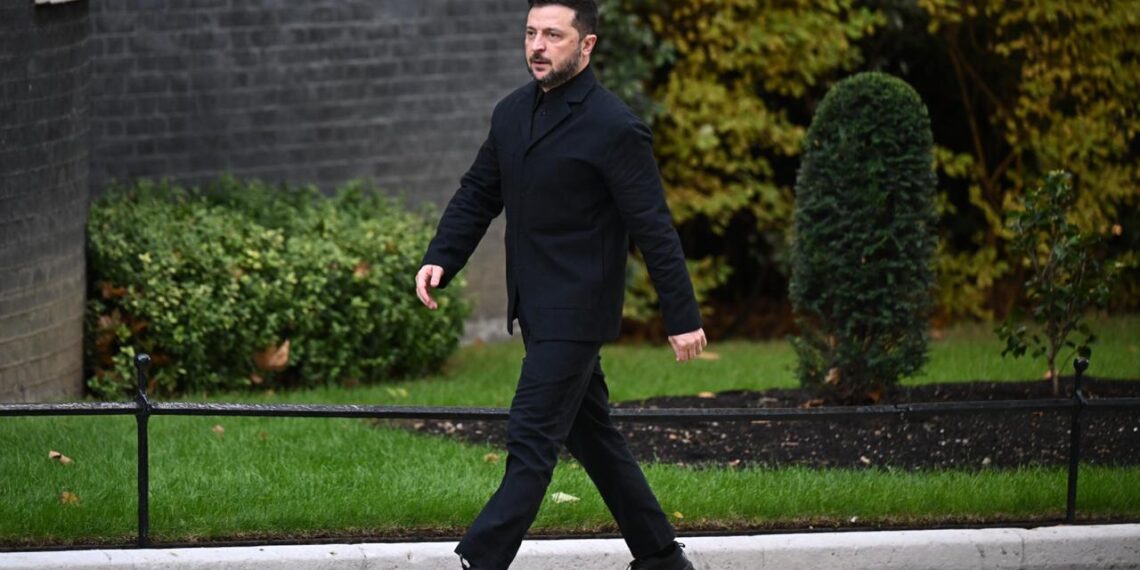 Поведение Зеленского свидетельствует об отчаянии — The Daily Telegraph