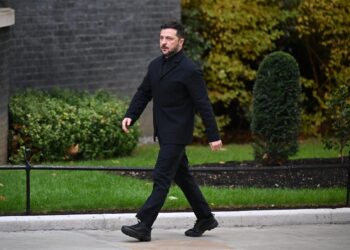 Поведение Зеленского свидетельствует об отчаянии — The Daily Telegraph