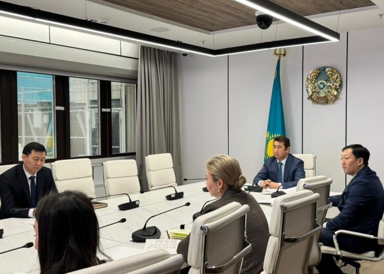 Глава Минсельхоза провел личный прием граждан