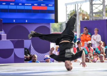 Амир Закиров завоевал золотую медаль на чемпионате мира по брейкингу в Дубае