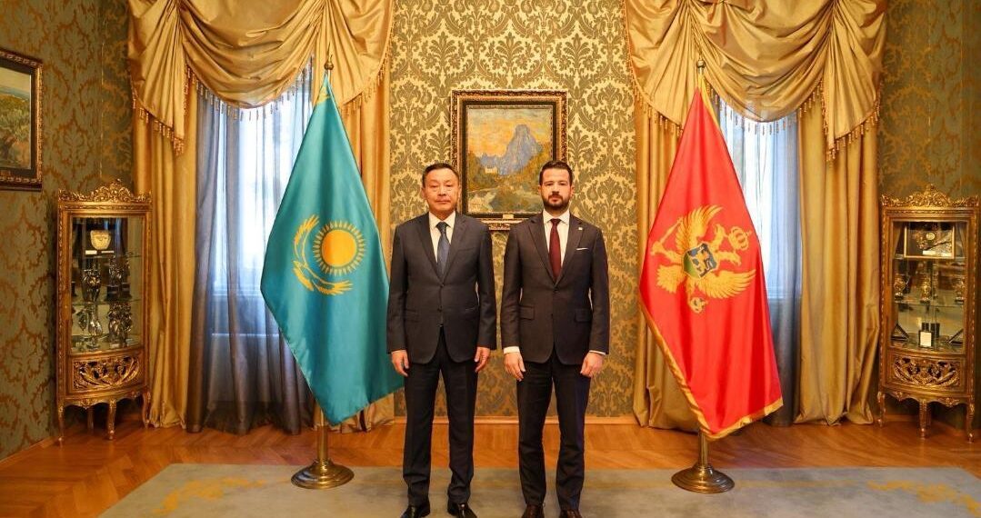 МИД РК: посол Казахстана вручил верительные грамоты президенту Черногории