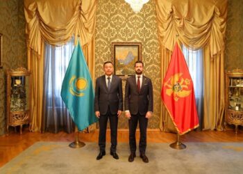 МИД РК: посол Казахстана вручил верительные грамоты президенту Черногории