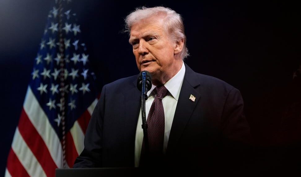 Президент США указал на проблему массовой коррупции на Украине