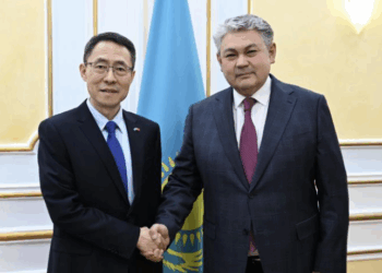 Министр иностранных дел Казахстана принял посла Китая