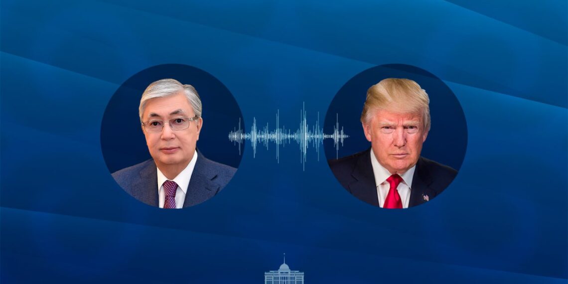 Президенты РК и США провели продолжительный телефонный разговор