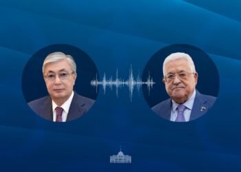 Токаев провел телефонный разговор с президентом Палестины