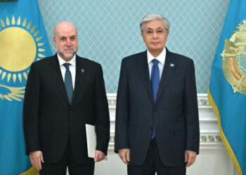 Глава государства провел встречу с Верховным судьей Палестины