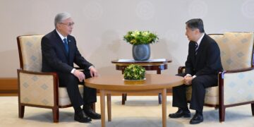Касым-Жомарт Токаев провел встречу с императором Японии Нарухито
