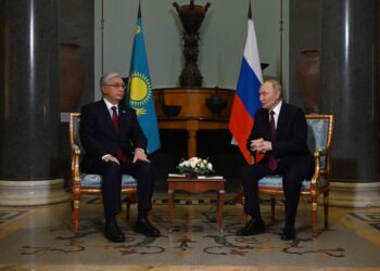 Токаев встретился с президентом России Владимиром Путиным