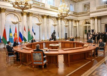 Касым-Жомарт Токаев принял участие в неформальной встрече глав государств СНГ