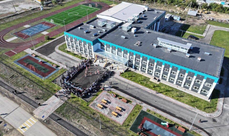 На средства, изъятые у коррупционеров, введено в эксплуатацию свыше 86 тысяч ученических мест