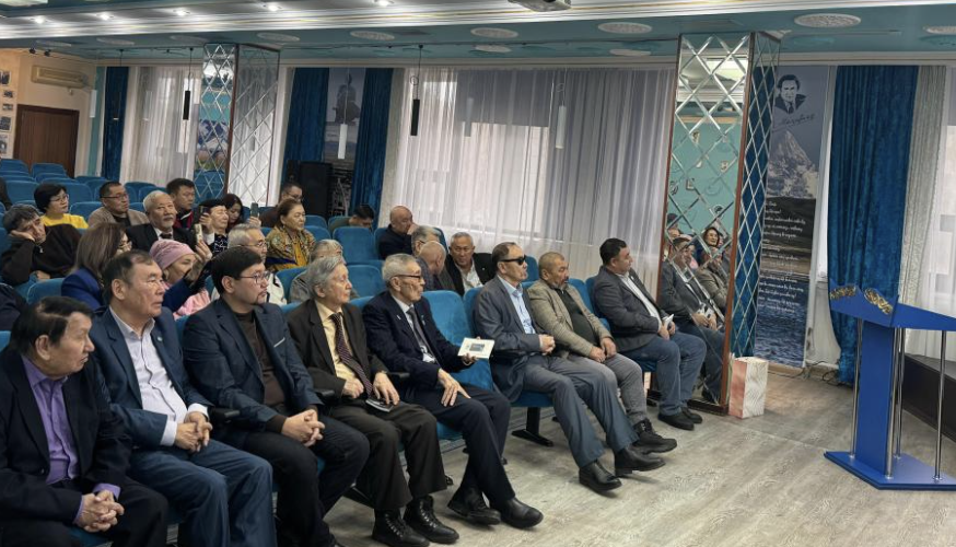 В Национальной академической библиотеке РК презентована книга «Жоқшы»