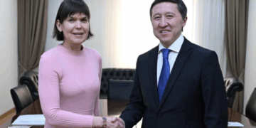 В МИД Казахстана обсуждены перспективы сотрудничества с Латвией