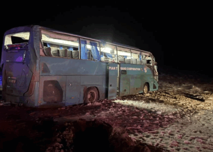 Четыре пассажира погибли в результате ДТП с автобусом в Мангистауской области