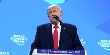 Тема Украины сдвинута на второй план на фоне ситуации с Гренландией — Politico