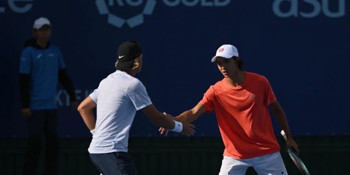 Амир Омарханов сыграет в финале парного турнира в Монастире