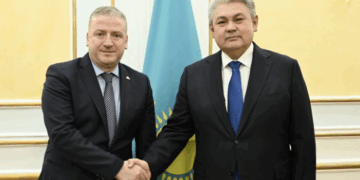 Глава МИД Казахстана провел встречу с послом Грузии