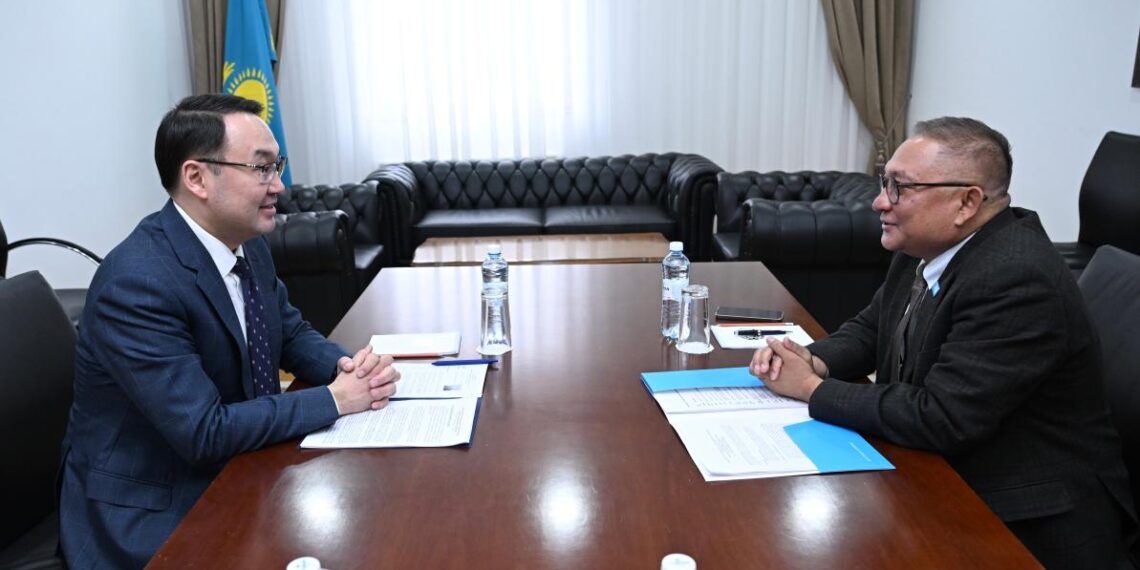 Ержан Ашикбаев провел встречу с представителем ЮНИСЕФ в Казахстане