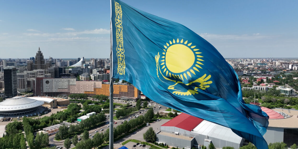 Казахстан создает свою Конституцию без копирования чужих моделей