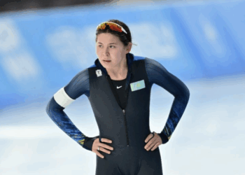 Казахстанская конькобежка Кристина Шумекова стала трехкратной чемпионкой мира