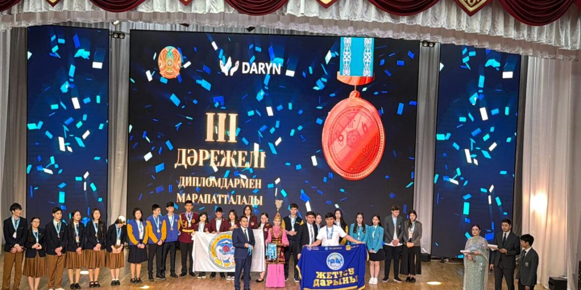 Победителями республиканского конкурса научных проектов по общественно-гуманитарному направлению стали 168 школьников