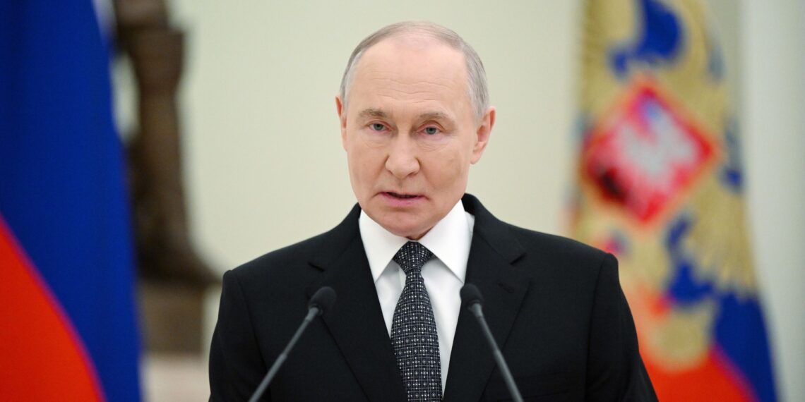 Владимир Путин: Россия сражается за свое будущее, независимость, правду и справедливость