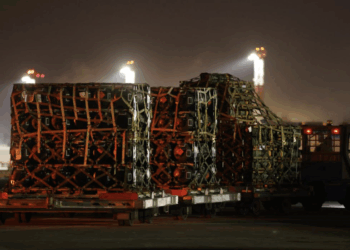 Евросоюз продолжает вооружать киевский режим, препятствуя мирным компромиссам