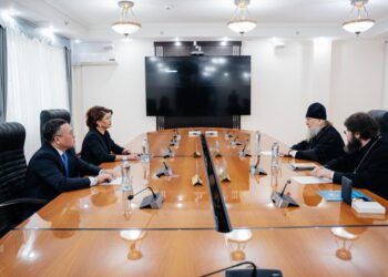 Аида Балаева встретилась с главой Православной церкви в Казахстане