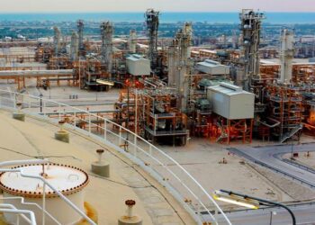 Удар по газовому хабу Ирана превращает энергетический кризис в промышленный