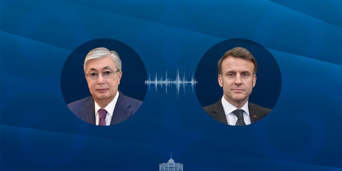 Касым-Жомарт Токаев провел телефонный разговор с президентом Франции