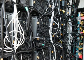 В Карагандинской области ликвидирована нелегальная криптоферма