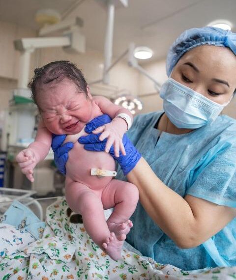 Минздрав РК: в день республиканского референдума в Казахстане родились 585 детей