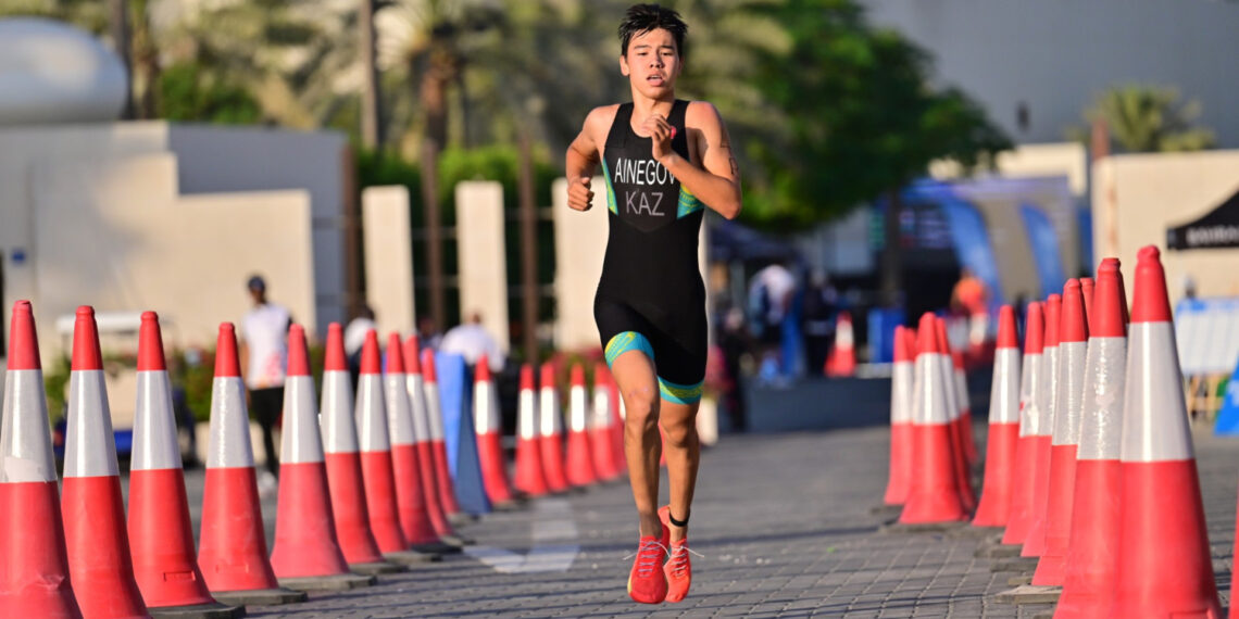 Сборная Казахстана по триатлону завоевала две медали на чемпионате Азии