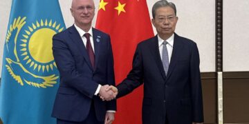 Роман Скляр встретился с председателем Постоянного комитета Всекитайского собрания народных представителей