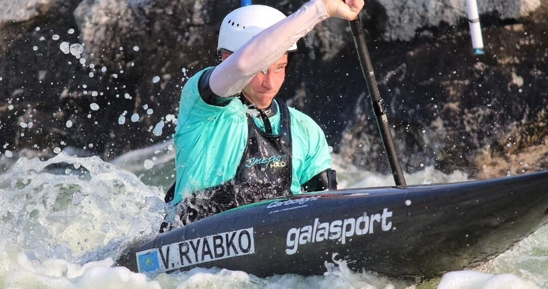 Казахстанец Владислав Рябко завоевал «бронзу» на турнире по гребному слалому в Таиланде