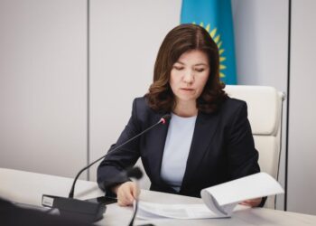 Министр просвещения Казахстана провела прием граждан