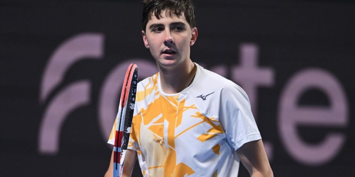 Теннисист Александр Шевченко успешно стартовал на турнире в Румынии