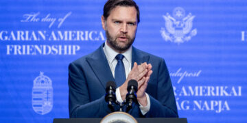 Вице-президент США Вэнс: экономика Европы на грани краха из-за украинского конфликта