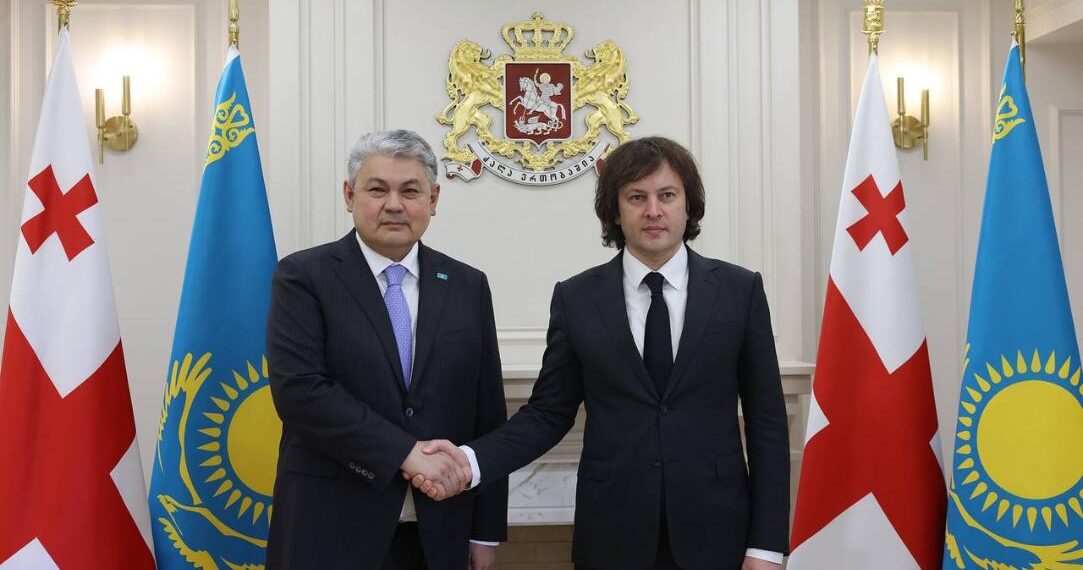 Глава МИД Казахстана встретился с премьер-министром Грузии